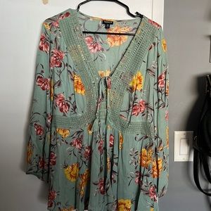 Torrid- Long sleeve top